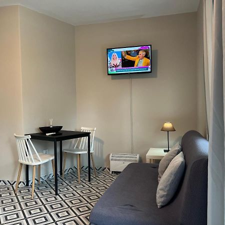 Appartamento Studio 32 1Ου Ορόφου Στο Χαλανδρι Atene Esterno foto